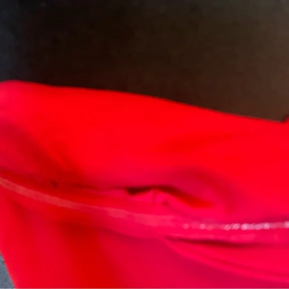 Red dress - Picture 4 of 4